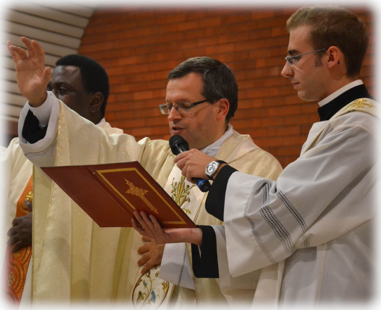 Cassina de’ Pecchi in lutto per don Massimo