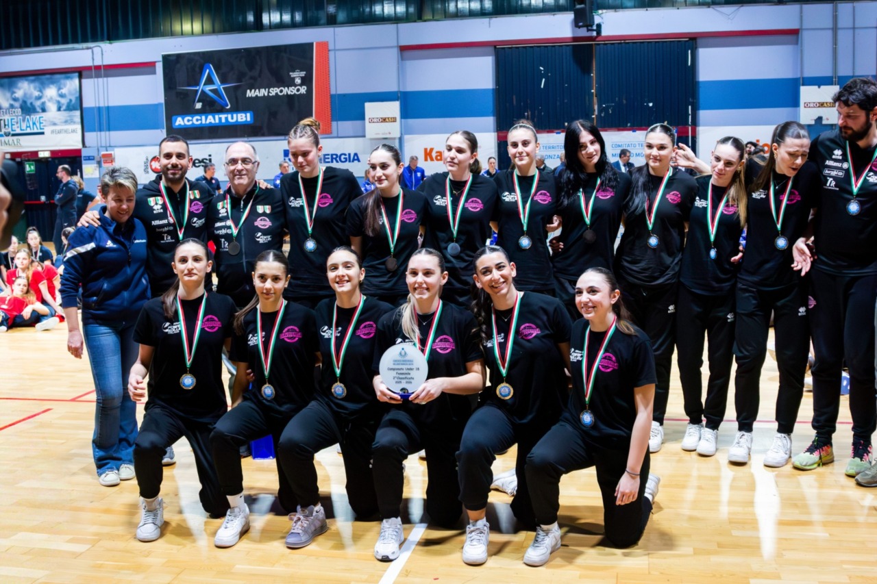 Diavoli Rosa: storica medaglia d’argento per il settore femminile