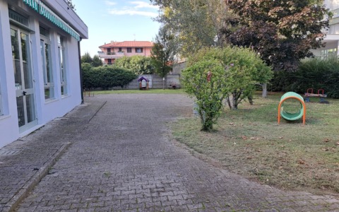 Riapertura del cortile della materna di Boves prevista dopo Pasqua