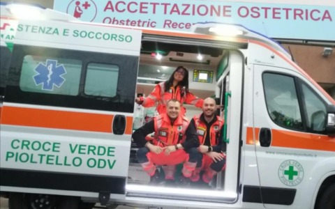 Diana nasce in ambulanza della Croce Verde: un arrivo inaspettato