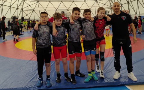 Lotta Club Seggiano conquista medaglie al torneo giovanile di Livorno