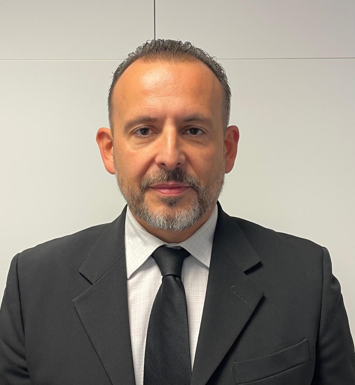 Luca Sirtori annuncia la candidatura: «Radici solide per un futuro reale»