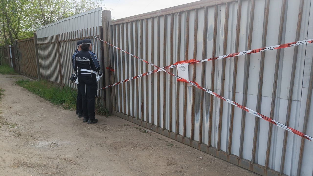 Sequestri e denunce per officine abusive e gestione illecita di rifiuti