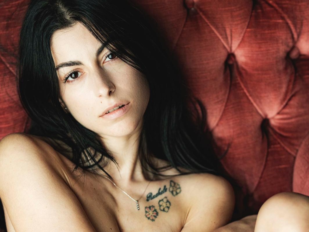 Beatrice Talenti: imprenditrice, madre e modella di nudo artistico