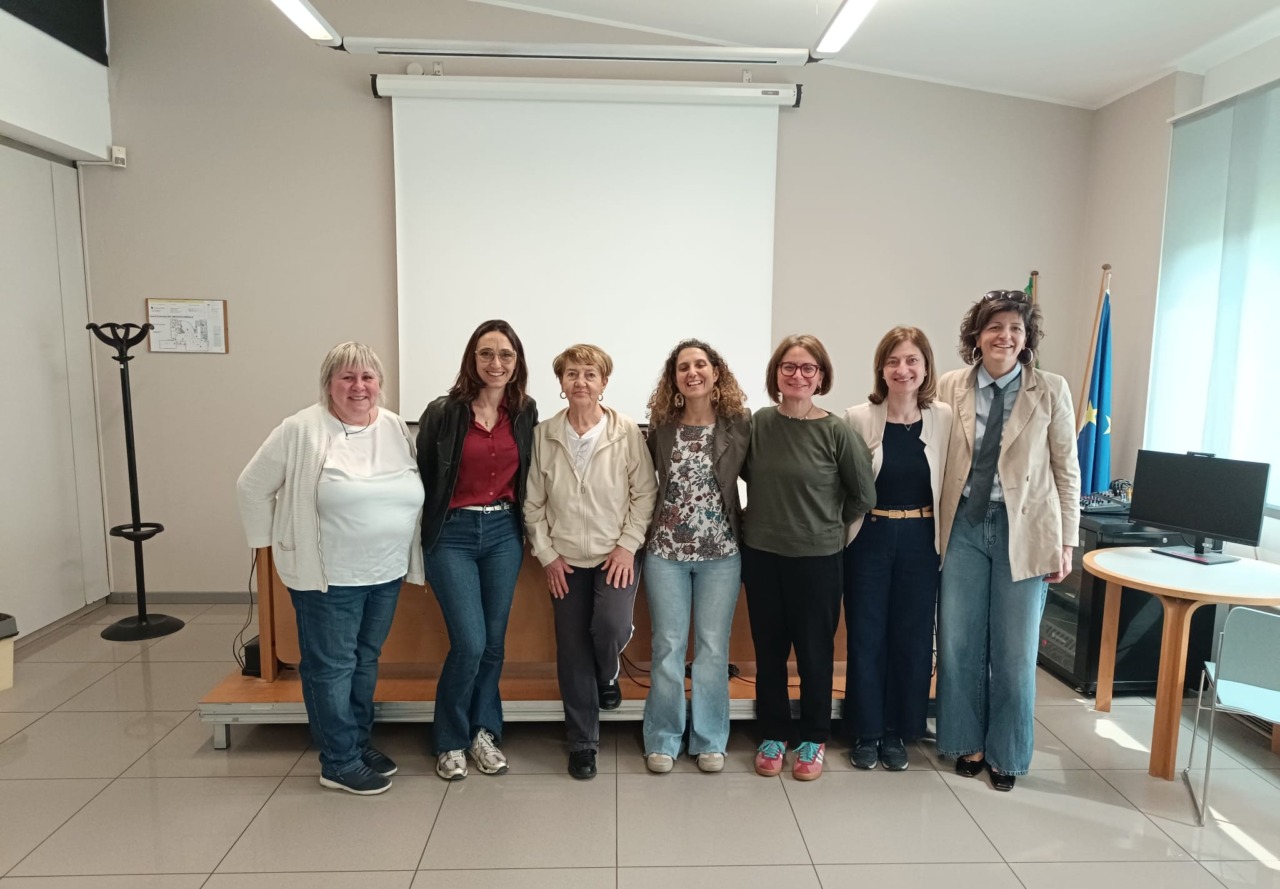 Donne, lavoro e cura: un incontro per esplorare le sfide quotidiane