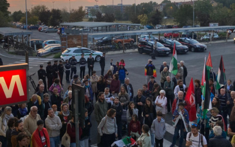Flash Mob a Cassina de’ Pecchi contro il blocco della Global Sumud Flotilla