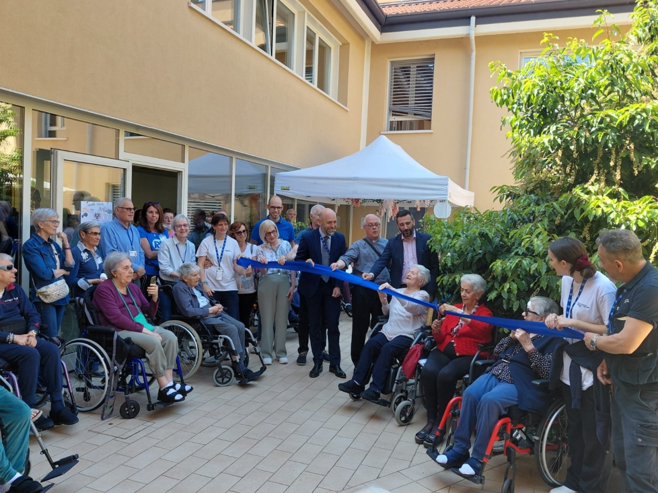 Inaugurato il Giardino segreto: un luogo di benessere e inclusione presso la Rsa