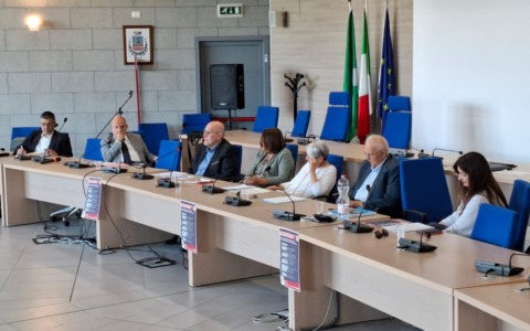 Incontro sulla sanità in Adda Martesana: focus su ospedali pubblici e limitazioni al privato