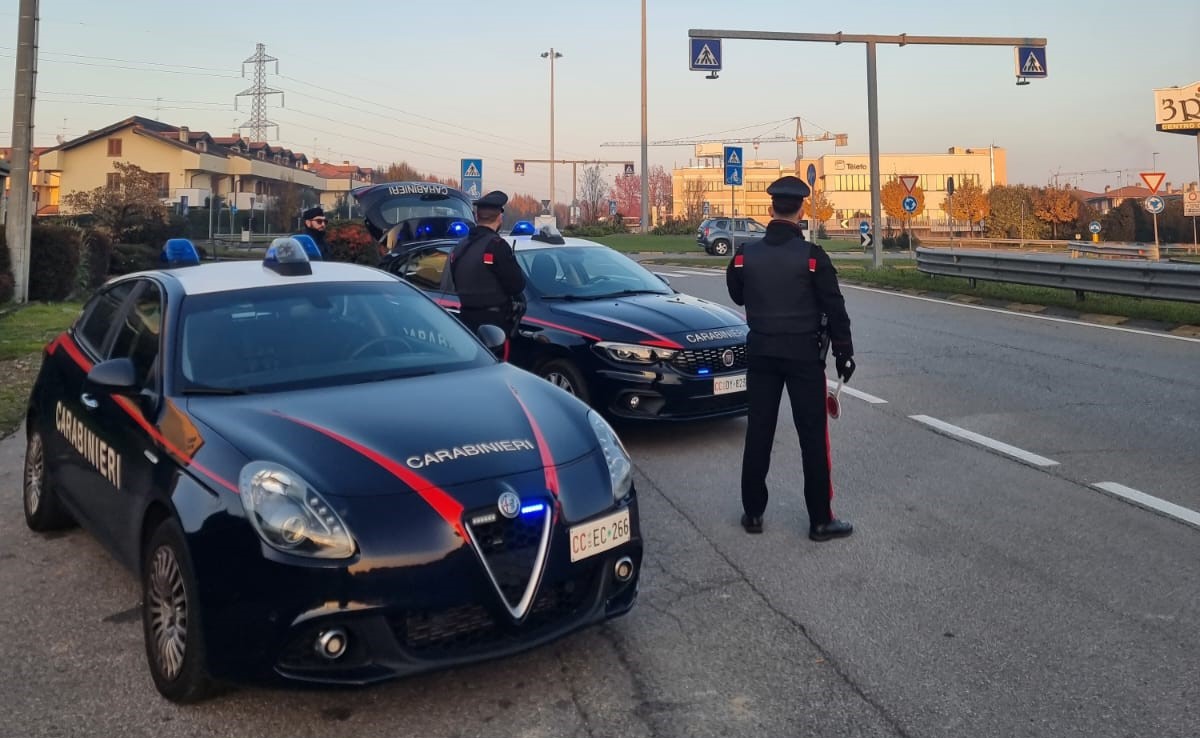Inseguimento di Carabinieri a Cologno Monzese: arrestato un 28enne per moto rubata