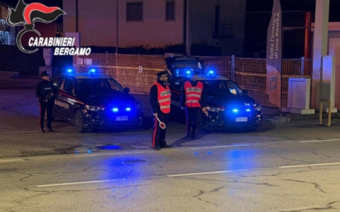 Minacce all’ex compagna per estorcere 2.500 euro: arrestato 40enne a Gorgonzola