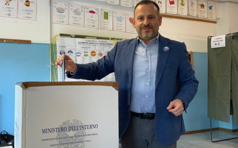 Segrate alle urne: affluenza in tempo reale