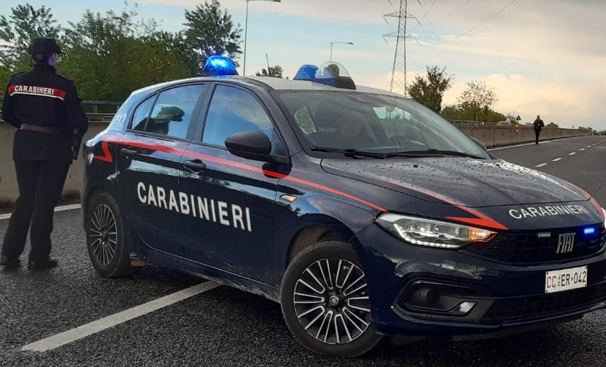 Un corpo rinvenuto nel parco di Melzo: indagini in corso