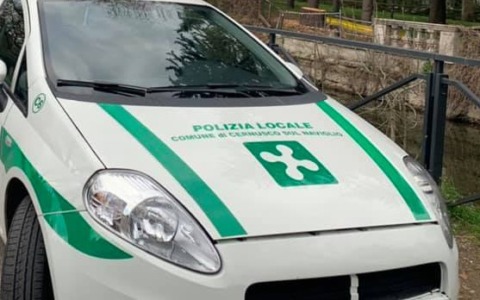 Cernusco sul Naviglio: la Polizia Locale multa un veicolo comunale