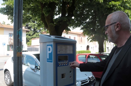 Cologno Monzese avvia la “Rivoluzione strisce blu”: dettagli e tempistiche