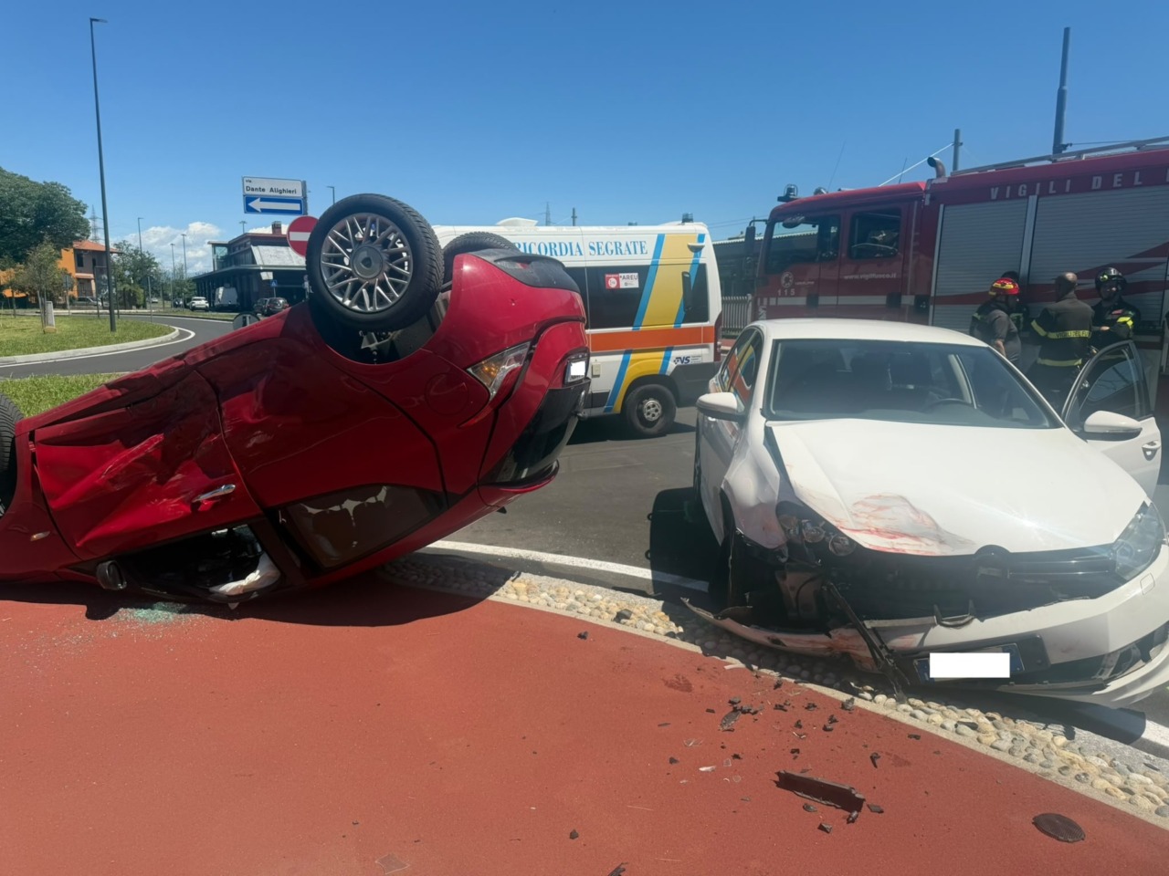 Due feriti in un incidente stradale a Cologno Monzese
