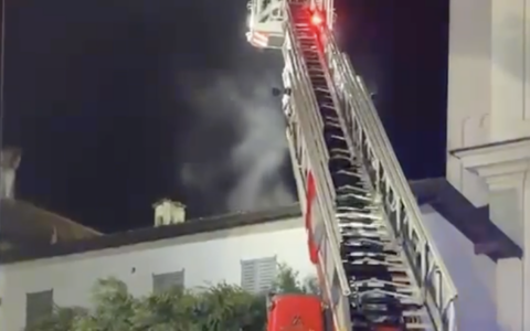 Fulmine colpisce chiesa a Settala: danni e intervento dei Vigili del Fuoco