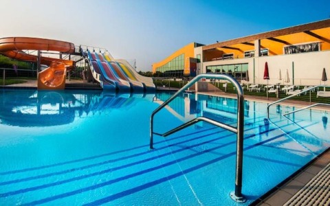 Il Comune di Gorgonzola riduce i prezzi per la piscina comunale in risposta al caldo record