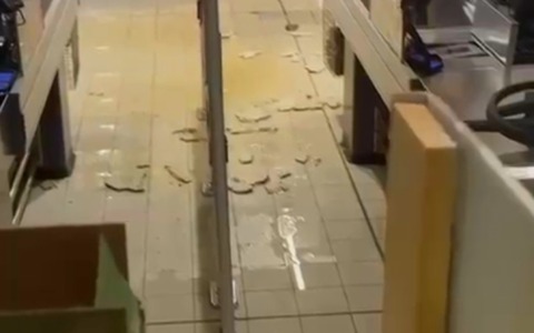 Infiltrazioni all’Unes di Cassina: locali in riparazione, attività al sicuro