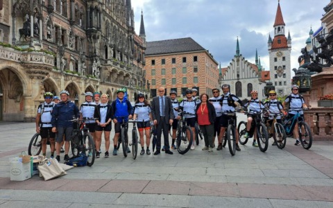 Inizia il viaggio in bicicletta da Monaco a Milano: 610 km di ciclovia europea