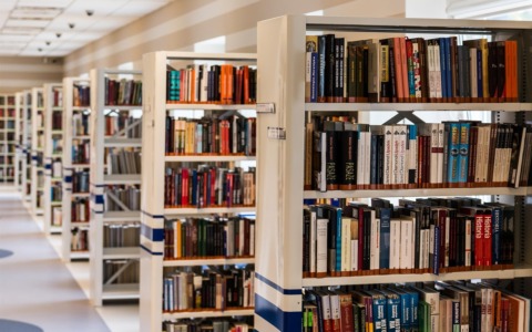 Modifiche alle prenotazioni in biblioteca: il limite scende a 5 volumi