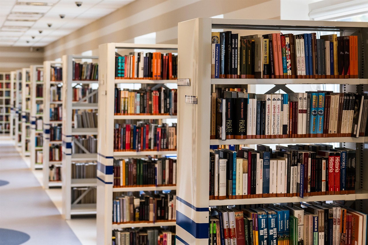 Modifiche alle prenotazioni in biblioteca: il limite scende a 5 volumi