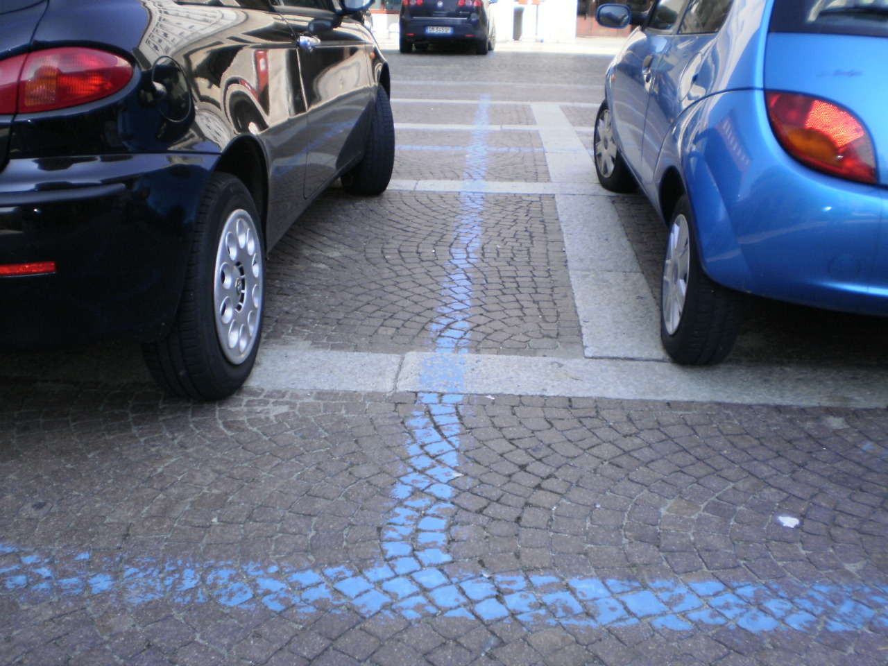 Nuovo piano sosta a Cologno Monzese: parcheggi a pagamento anche in centro