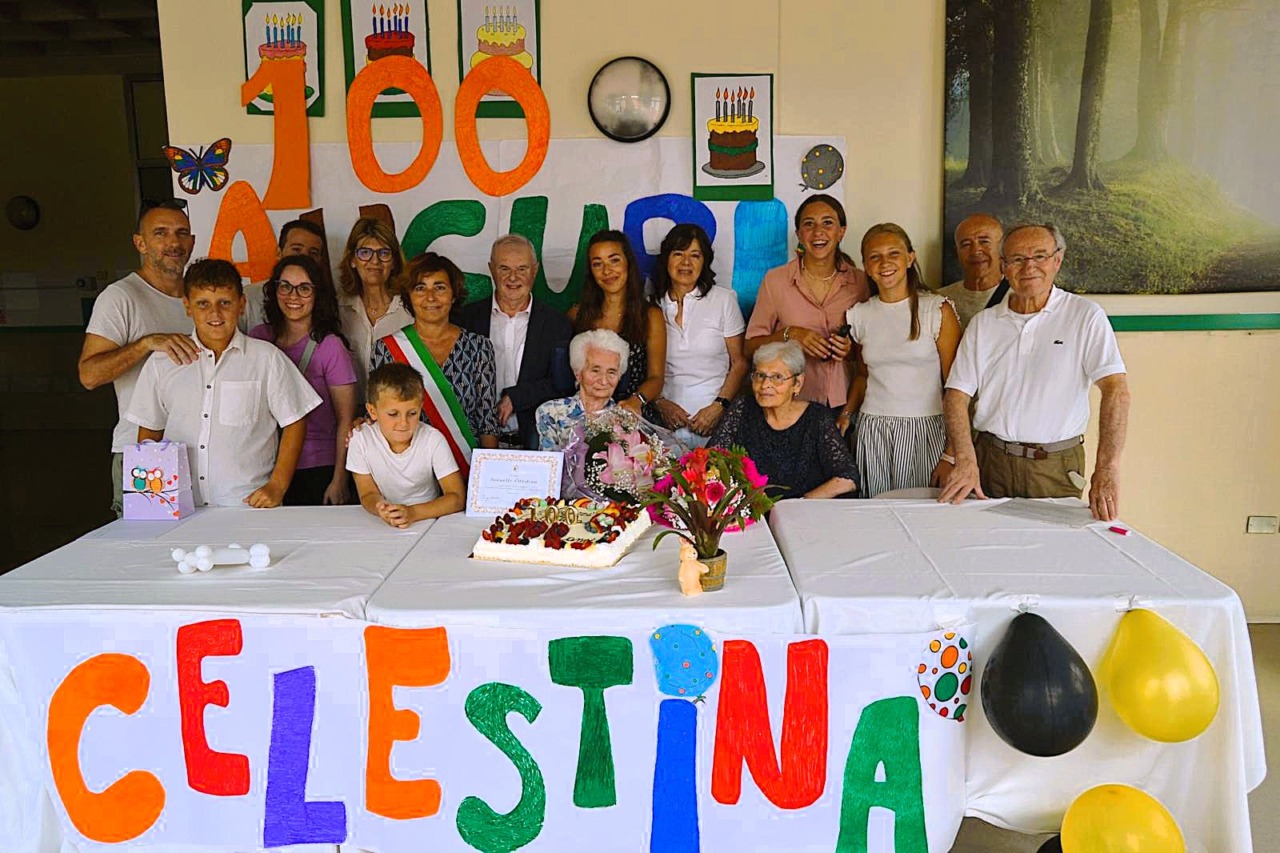 Celestina Sangalli compie 100 anni: festa a Carugate con tutta la famiglia