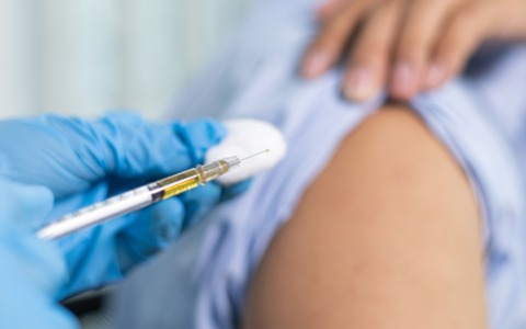 Centro vaccinale di Pioltello riduce l’orario: non è un depotenziamento