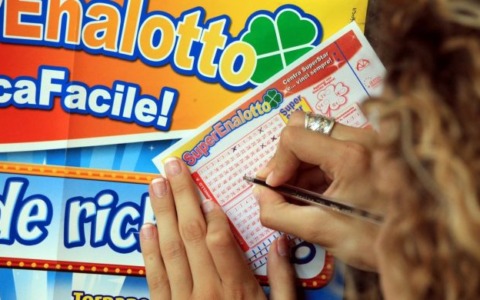 Cernusco sul Naviglio, vinti oltre 200mila euro al Superenalotto