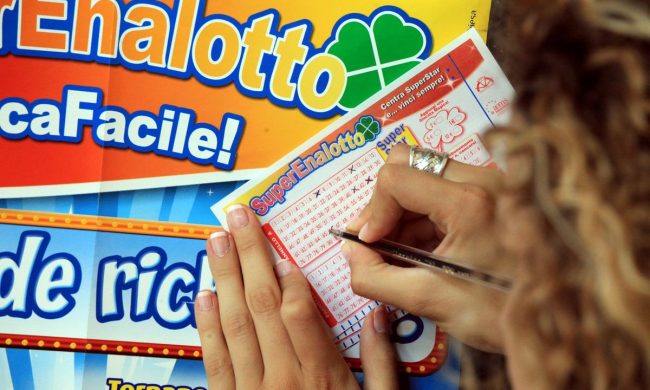 Cernusco sul Naviglio, vinti oltre 200mila euro al Superenalotto
