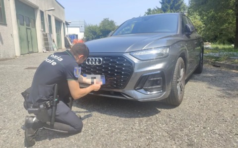 Denunciato per ricettazione dopo aver acquistato un’auto rubata