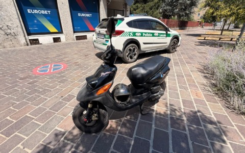 Denunciato un 54enne per scooter senza assicurazione e con numero di telaio cancellato