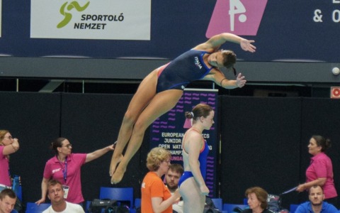Francesca Alloni di Vignate sfiora la finale agli Europei giovanili di tuffi