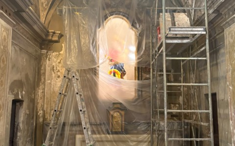 Restauro della chiesa parrocchiale di Premenugo: scoperta un affresco inaspettato