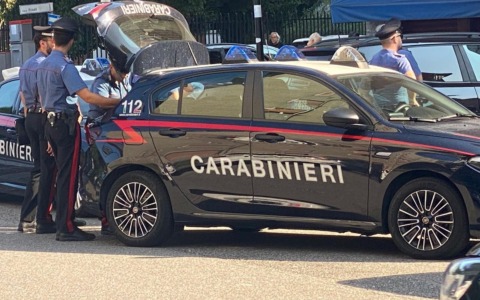Rifiuti non scaricati: rissa alla piattaforma ecologica di Cernusco sul Naviglio