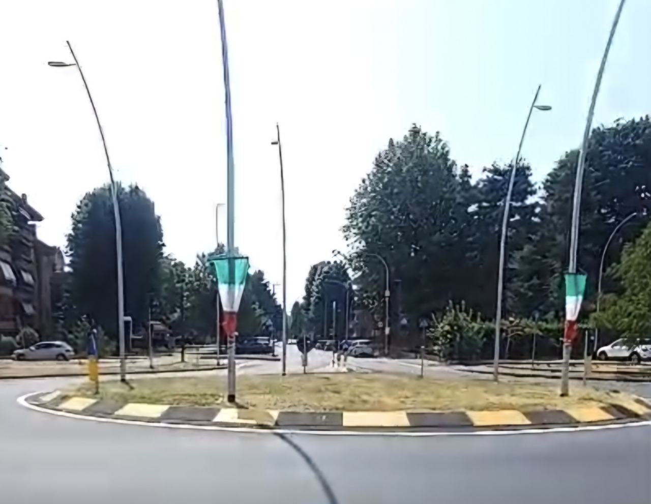 Controversia sull’intitolazione della nuova rotonda della Padana Superiore: la risposta del sindaco